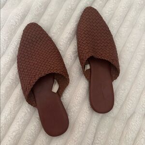 Size 8 mules